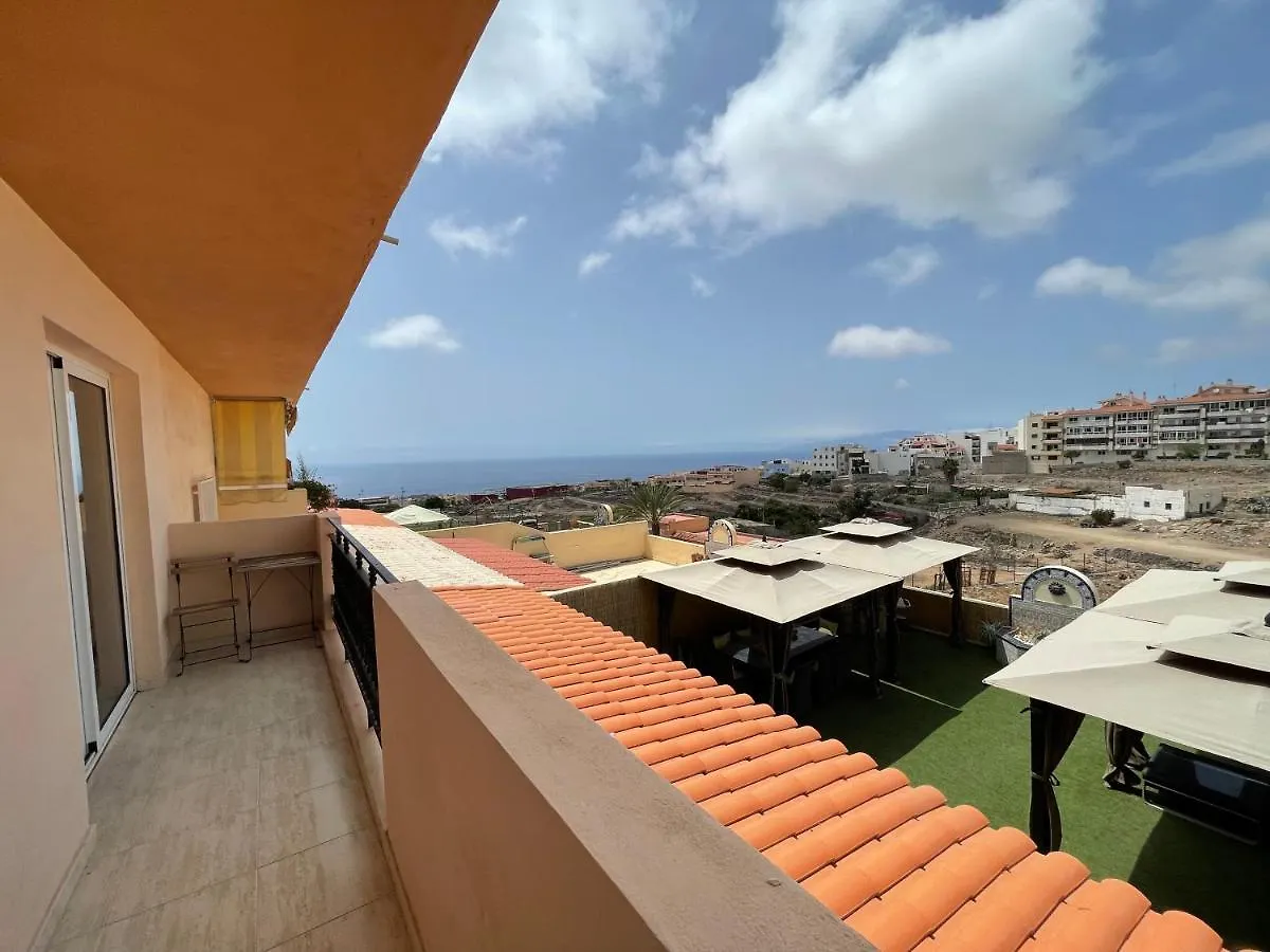 Apartment In Adeje أذيخي